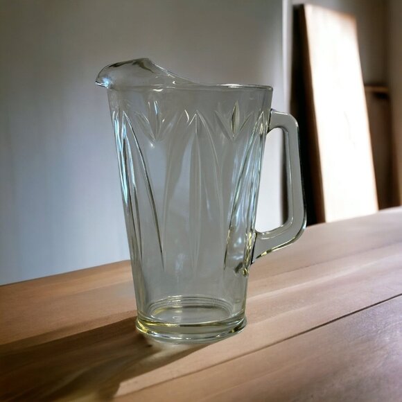 Vintage Clear Pressed Glass Pitcher with Ice Lip Excellent Condition Marked 13 - Picture 2 of 8